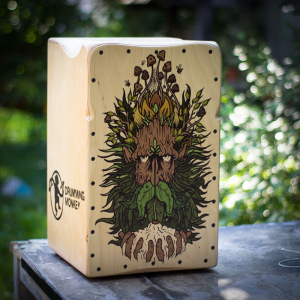 Old face cajon