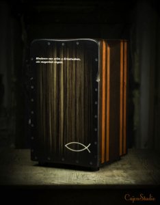 Zebrano Krisztus jel cajon